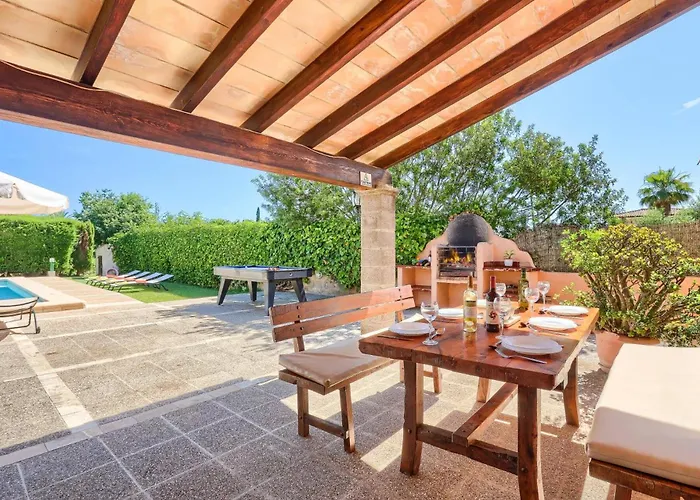 Pinto By * Port de Pollenca